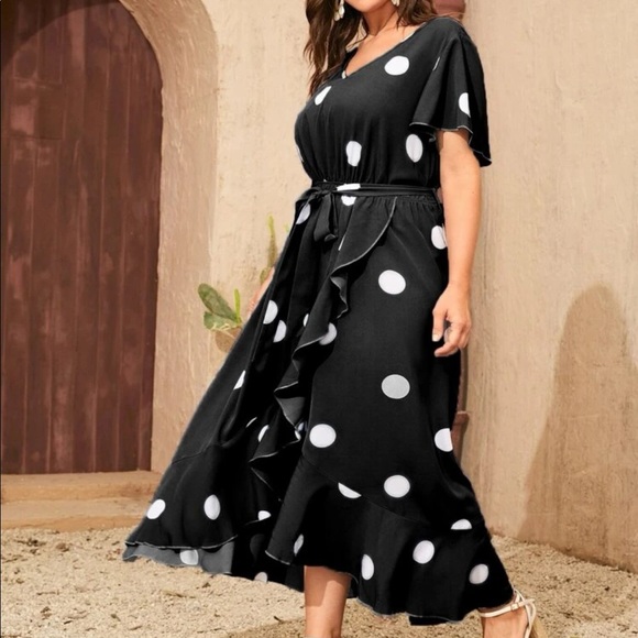 Polka dot wrap hem belted maxi dress - Picture 15 of 15